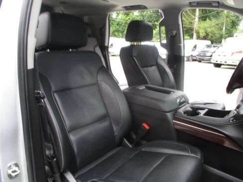 Used 2019 GMC Yukon SLT w/ Premium Edition AWD/4WD image 26