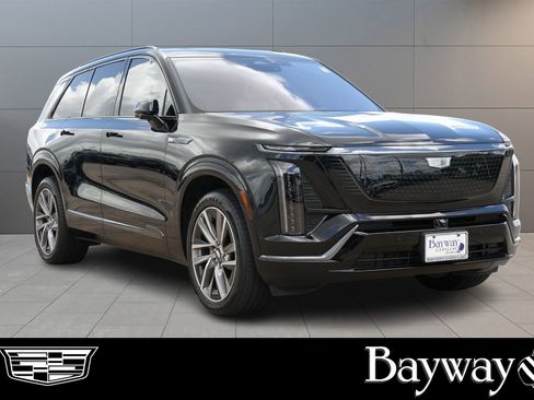 Used 2026 Cadillac Vistiq Sport AWD/4WD image 4