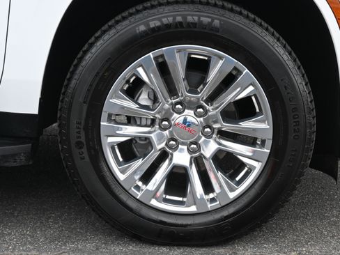 Used 2025 GMC Yukon Denali image 13