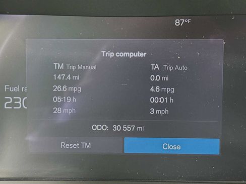 Used 2023 Volvo XC60 B5 Plus w/ Protection Package Premier FWD image 12