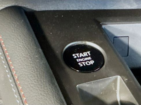 New 2026 Nissan Kicks SR w/ SR Premium Package image 17