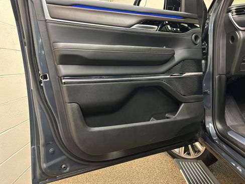 New 2024 Jeep Grand Wagoneer Series I w/ Convenience Group III image 13