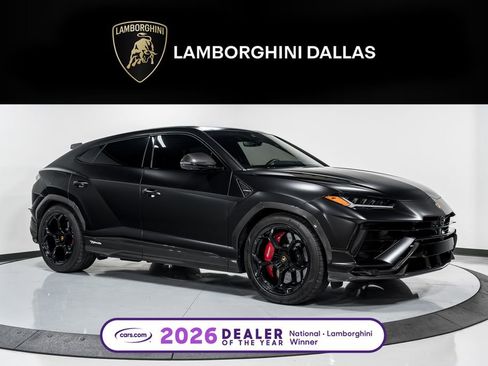 Used 2023 Lamborghini Urus Performante AWD/4WD image 1