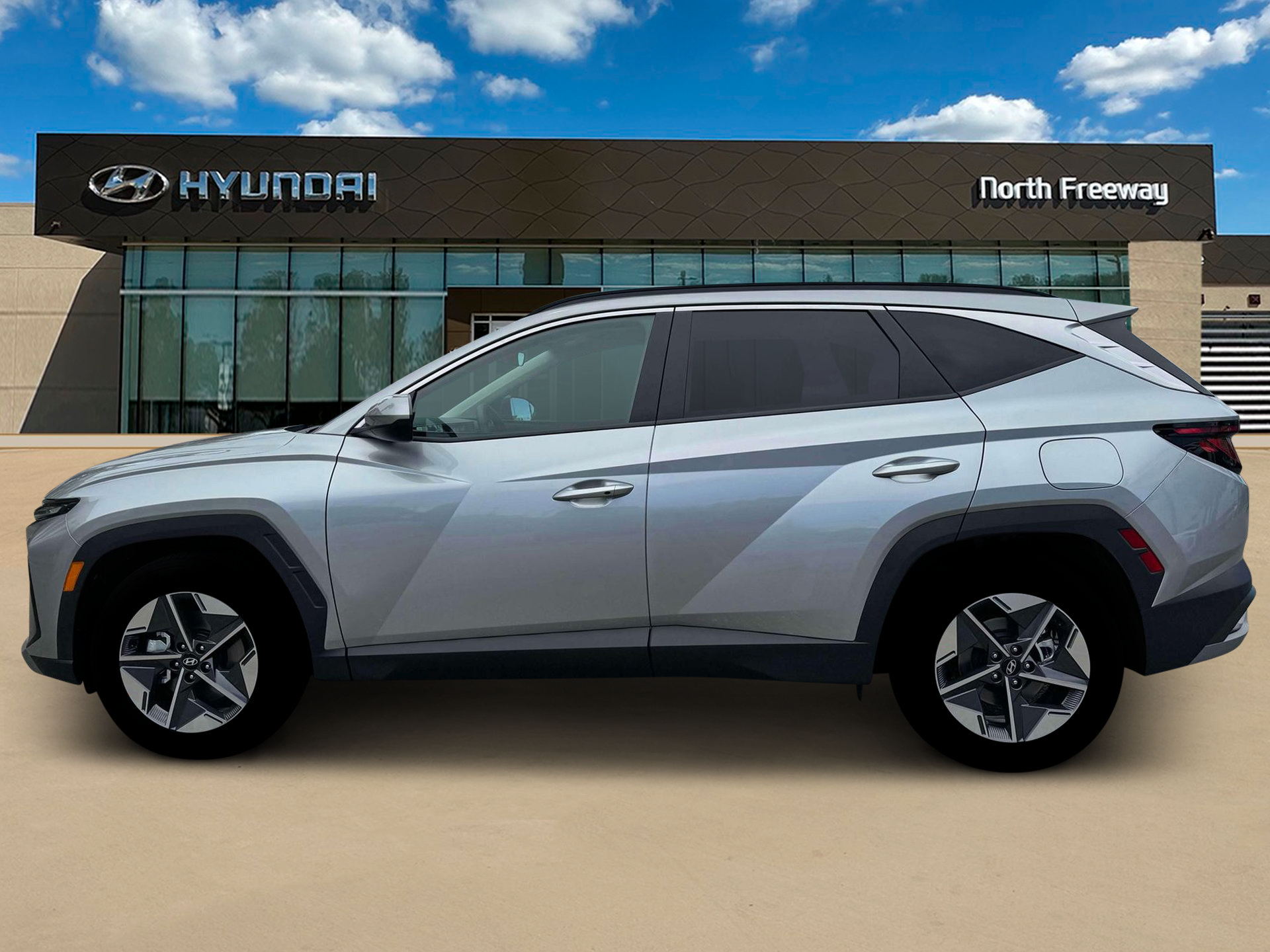 Certified 2026 Hyundai Tucson SEL Plus FWD image 3
