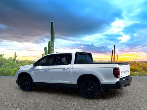 Used 2024 Honda Ridgeline Black Edition image 4