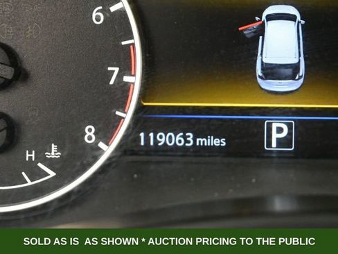 Used 2017 Nissan Murano S image 31