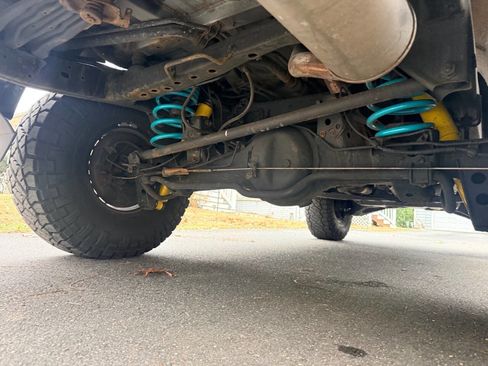 Used 2001 Lexus LX 470 4WD image 49