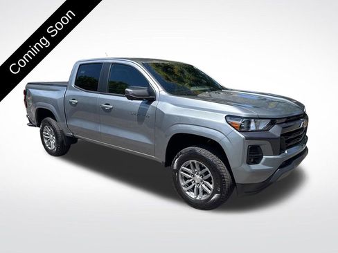 Used 2024 Chevrolet Colorado LT w/ LT Convenience Package II AWD/4WD image 1