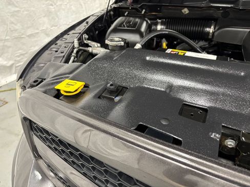 Used 2018 RAM 1500 Express AWD/4WD image 57