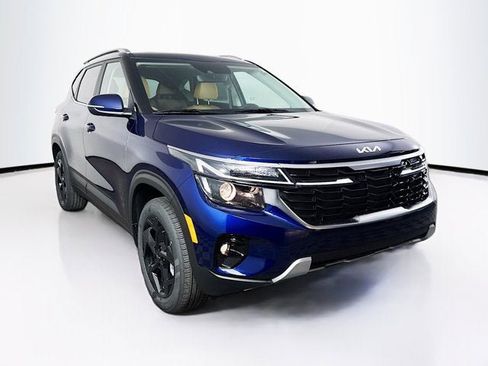 New 2026 Kia Seltos EX AWD/4WD image 3