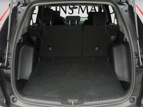 Used 2017 Honda CR-V LX image 10