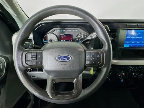 Used 2023 Ford F250 XLT image 11