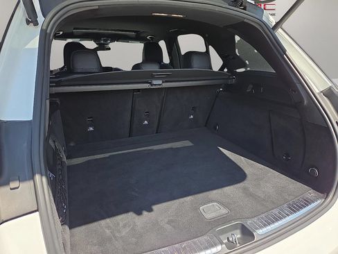 Used 2021 Mercedes-Benz GLE 350 4MATIC image 18
