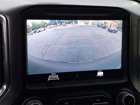 Used 2021 Chevrolet Silverado 1500 RST image 18