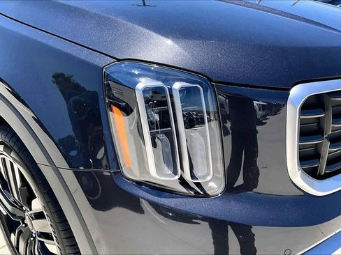 Used 2025 Kia Telluride SX w/ SX Captain's Chair Package FWD image 51