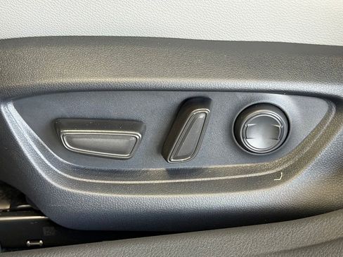Certified 2026 Toyota Camry SE w/ Convenience Package FWD image 22