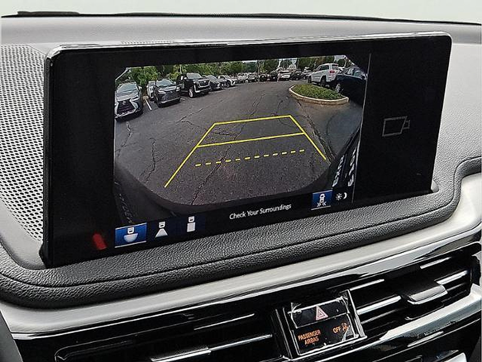 Used 2025 Acura MDX SH-AWD image 18