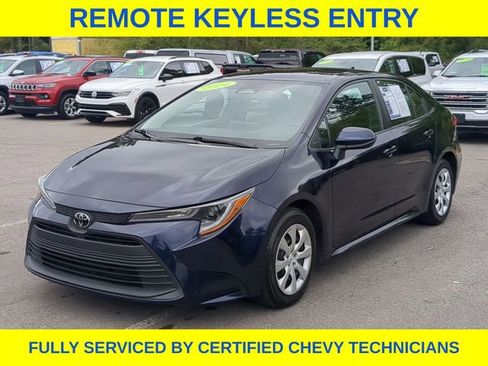 Used 2024 Toyota Corolla LE FWD image 13