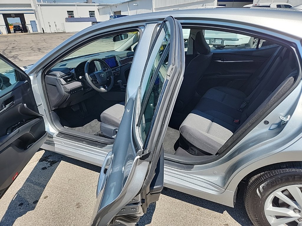 Used 2026 Toyota Camry LE FWD image 8