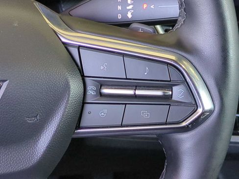 Used 2025 Chevrolet Equinox LT w/ Convenience Package II FWD image 16