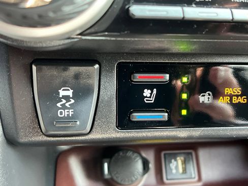Certified 2024 Toyota RAV4 Limited w/ Advanced Technology Package AWD/4WD image 35