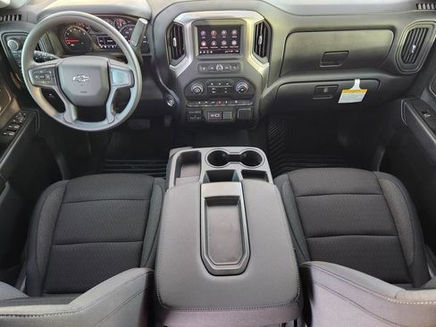 New 2026 Chevrolet Silverado 2500 Custom w/ Custom Value Package AWD/4WD image 18