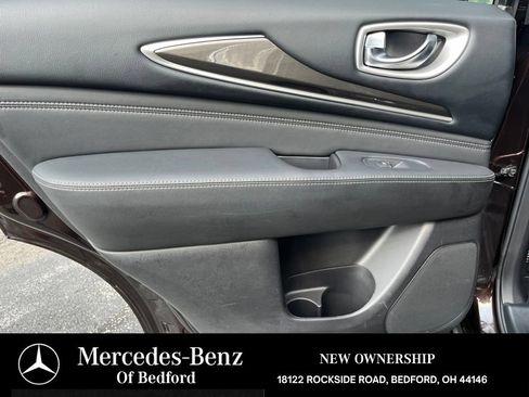 Used 2020 INFINITI QX60 Luxe w/ Essential Package AWD/4WD image 15