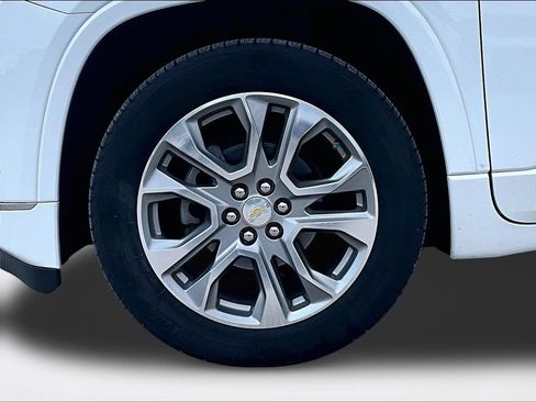 Used 2019 Chevrolet Traverse Premier AWD/4WD image 10