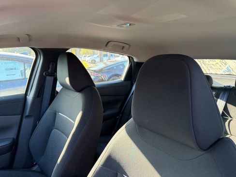 New 2026 Nissan Leaf w/ Illuminated Package image 15