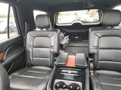 Used 2018 Lincoln Navigator Reserve w/ Technology Package image 13