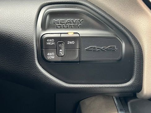 Used 2024 RAM 2500 Laramie AWD/4WD image 35
