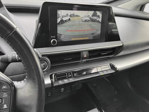 Used 2024 Toyota Prius LE FWD image 14