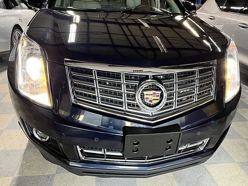 Used 2014 Cadillac SRX Performance w/ Driver Awareness Package image 38