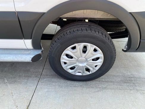 Used 2025 Ford Transit 250 Low Roof w/ Exterior Upgrade Package RWD image 11