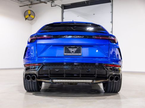 Used 2022 Lamborghini Urus image 5