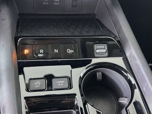 Used 2025 Nissan Murano SV AWD/4WD image 23