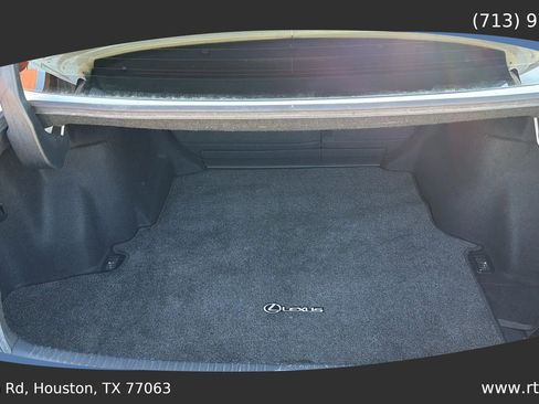 Used 2015 Lexus IS 250 w/ Navigation System Package RWD image 28