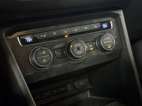 Used 2019 Volkswagen Tiguan SEL Premium R-Line image 19