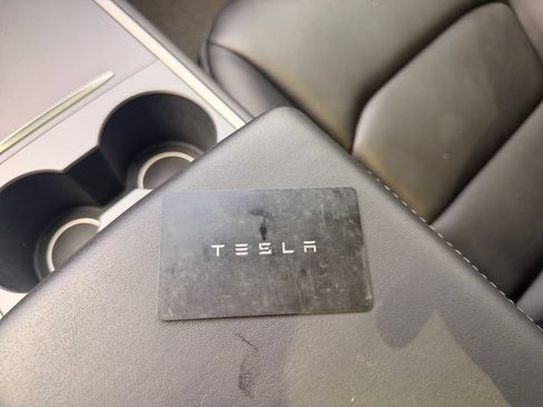 Used 2021 Tesla Model 3 Long Range AWD/4WD image 35