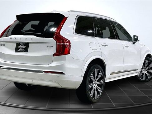 Certified 2023 Volvo XC90 B6 Ultimate w/ Lounge Package image 3