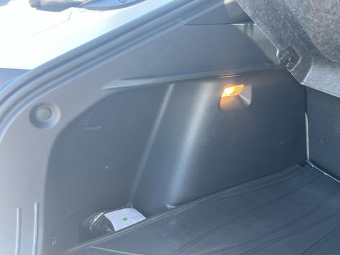 Used 2025 Buick Envista Avenir FWD image 32