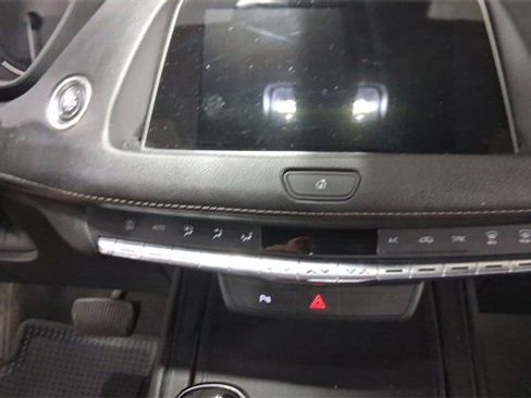 Used 2022 Cadillac XT4 Premium Luxury w/ Safety Alert Package image 11