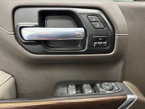 Used 2020 GMC Sierra 1500 SLT w/ SLT Convenience Package image 6