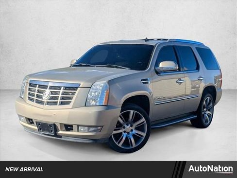 Used 2008 Cadillac Escalade image 1