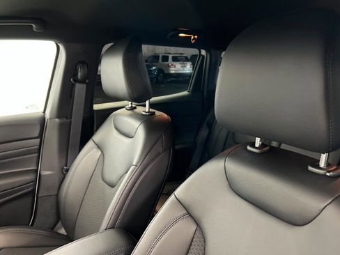 New 2026 Jeep Compass Latitude image 16