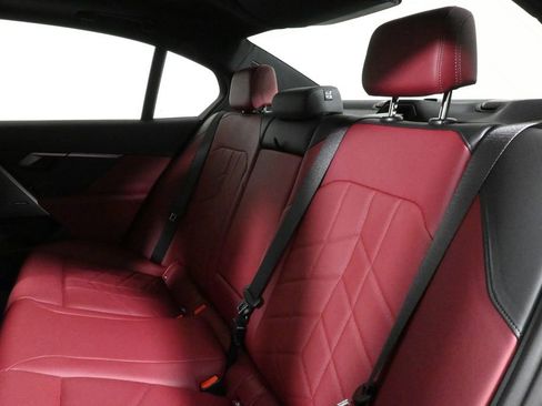 Used 2026 BMW 530i xDrive w/ Premium Package image 4