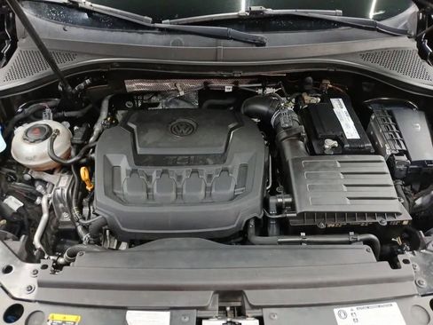 Used 2020 Volkswagen Tiguan SE w/ Panoramic Sunroof Package FWD image 20