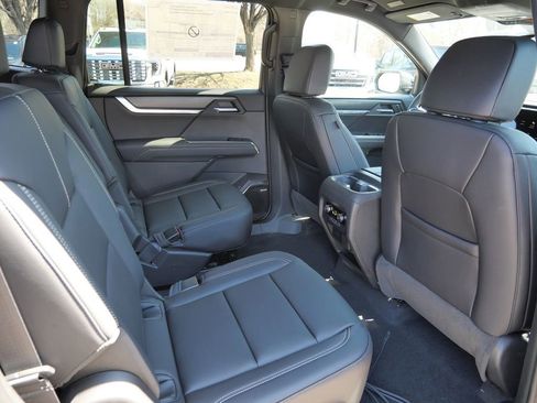 New 2026 GMC Acadia Elevation w/ Elevation Premium Package AWD/4WD image 26