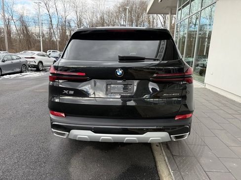 Used 2025 BMW X5 xDrive40i w/ Parking Assistance Package image 8