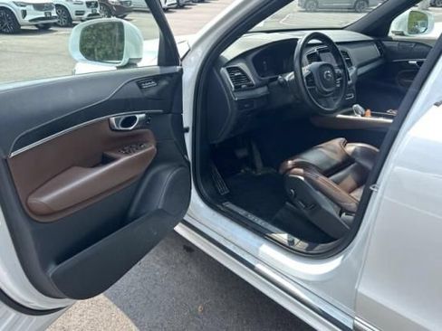Used 2024 Volvo XC90 B6 Ultimate w/ Protection Package Premier AWD/4WD image 5